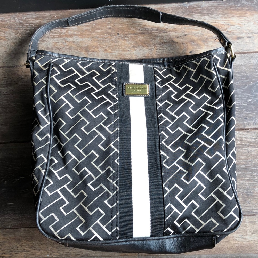 Vintage Tommy Hilfiger purse